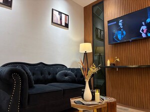 Bedroom in 1 BHK Builder Floor at Saket – for Rent
