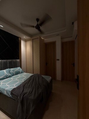 Bedroom in 1 BHK Builder Floor at Saket – for Rent