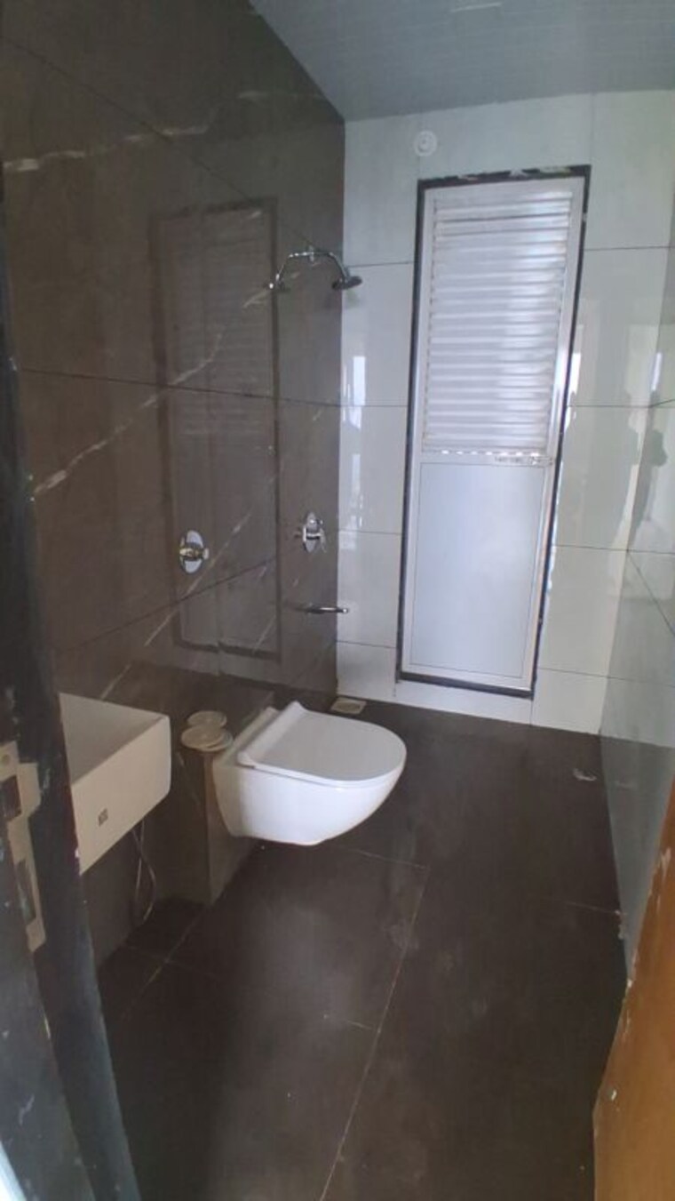 Bathroom, delta-icon 3 Bedroom 1162 Sq.Ft. Apartment In Airoli Sector 7 Navi Mumbai 10770938
