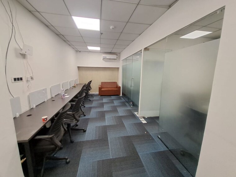 Team Area, sector 63 Commercial Office Space in IT/SEZ 500 Sq.Ft. In Sector 63 Noida 10770950