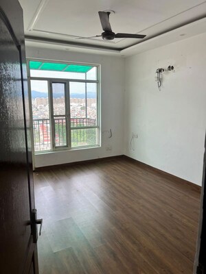 Room in 3 BHK Apartment at Dhakoli – for Rent