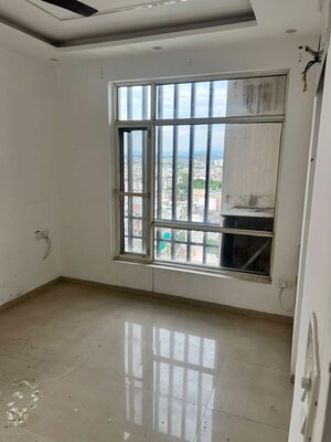 3 BHK Apartment For Rent in Dhakoli