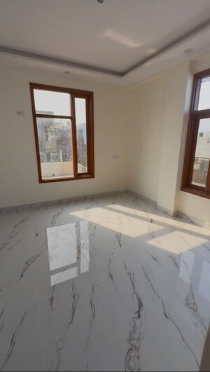 Bedroom in 1 BHK Apartment at Badarpur – for Rent
