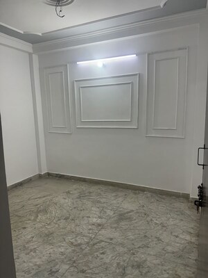 Room in 2 BHK Builder Floor at Jawahar Park – for Sale