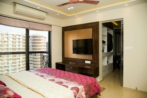 Bedroom in 4 BHK Apartment at DSD Krithika Terraces, Chembur – for Sale