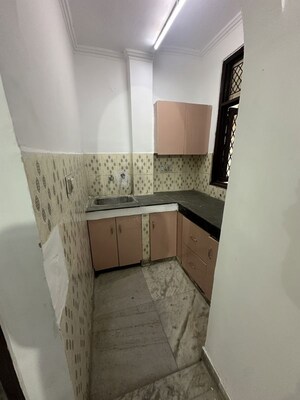 2 BHK Builder Floor For Rent in Jawahar Park