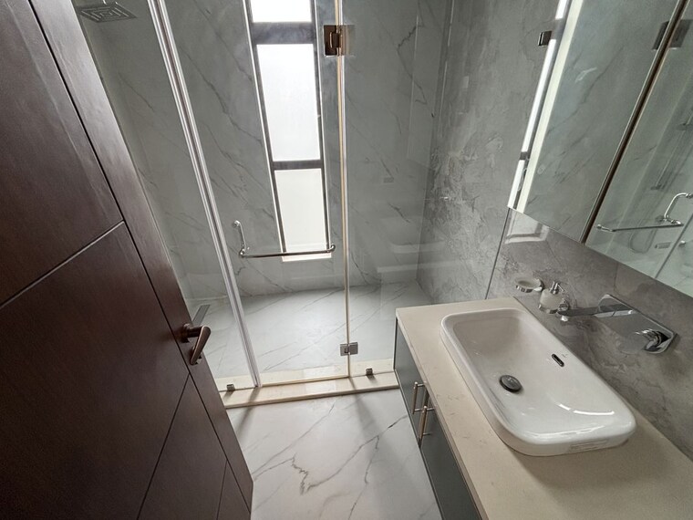 Bathroom, emaar-marbella 4 Bedroom 267 Sq.Yd. Villa In Sector 66 Gurgaon 10770999