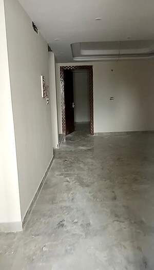 Room in 2 BHK Builder Floor at Sector 128 – for Sale