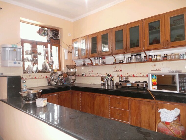 Kitchen, palam-vihar-residents-association 3 Bedroom 1200 Sq.Ft. Builder Floor In Palam Vihar Gurgaon 10771048