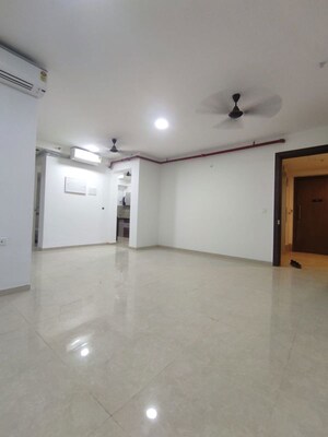 Room in 3 BHK Apartment at Runwal Bliss, Kanjurmarg East – for Rent