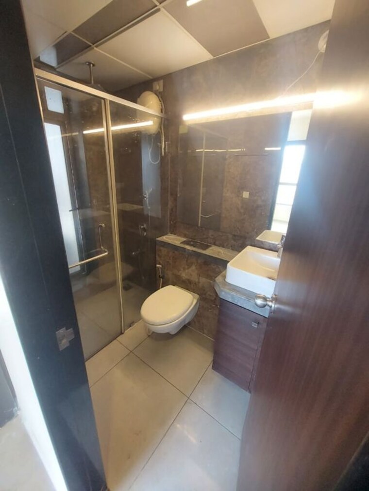 Attached Bathroom, l-t-emerald-isle 2 Bedroom 651 Sq.Ft. Apartment In Powai Mumbai 10771084