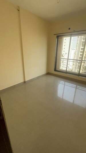 Room in 2 BHK Apartment at Paradise  Sai Jewel, Kharghar – for Rent