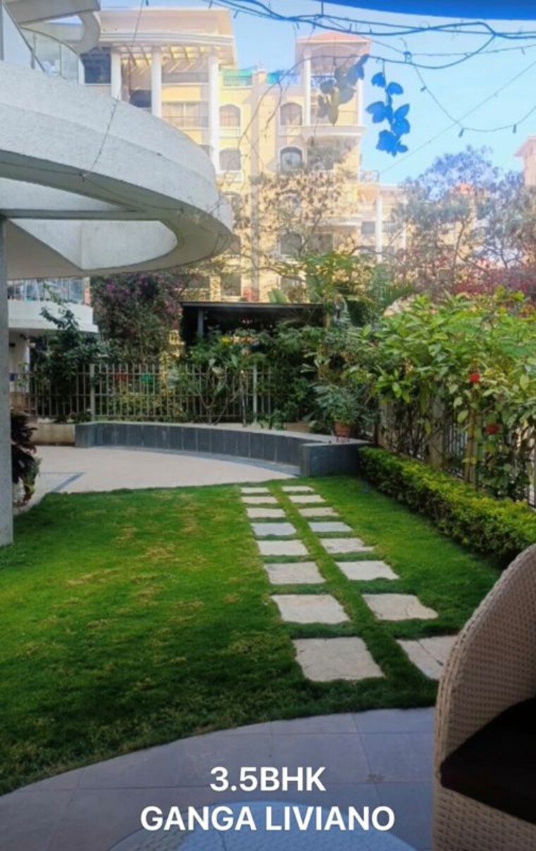 Garden, goel-ganga-liviano 3.5 Bedroom 3000 Sq.Ft. Apartment In Kharadi Pune 10771092