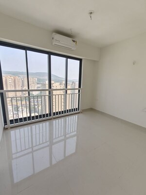Master Bedroom in 2 BHK Apartment at Dynamix Divum, Malad East – for Rent