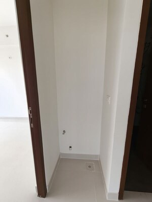 Bathroom in 2 BHK Apartment at Dynamix Divum, Malad East – for Rent