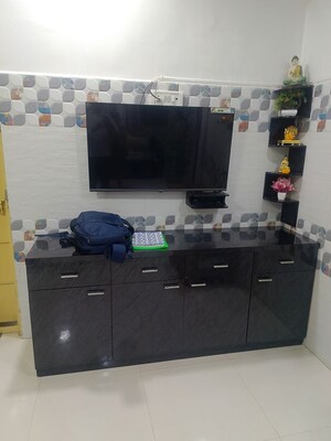 Team Area in 1 BHK Apartment at Bhakti Society, Kalwa – for Rent