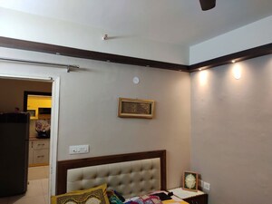 Furnished Amenities in 2.5 BHK Apartment at Express Zenith, Sector 77 – for Sale