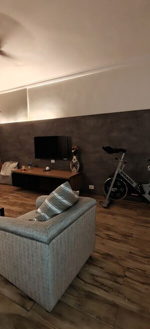 Furnished Amenities in 4 BHK Apartment at Mantri Lawns, Aundh – for Sale