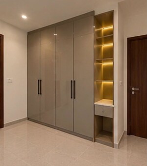 Room in 2 BHK Apartment at Amrapali Ivory Heights, Amrapali Dream Valley – for Rent