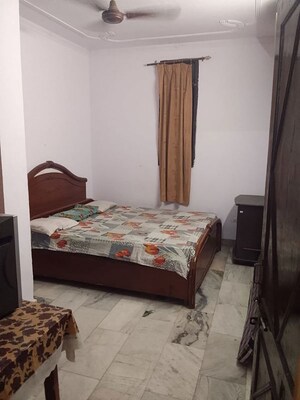 2 BHK Builder Floor For Rent in Malviya Nagar