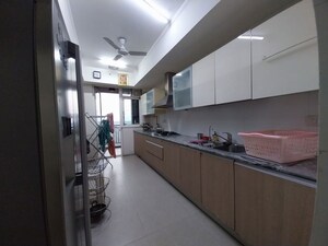 Kitchen in 4 BHK Apartment at DLF Park Place, Sector 54 – for Rent
