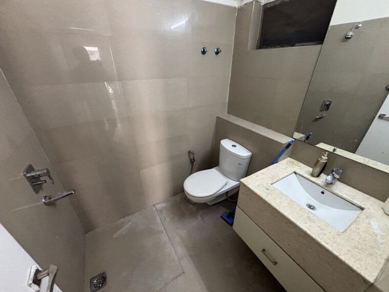 Team Area, emaar-the-palm-drive-palm-studios 2 Bedroom 1200 Sq.Ft. Apartment In Sector 66 Gurgaon 10771186