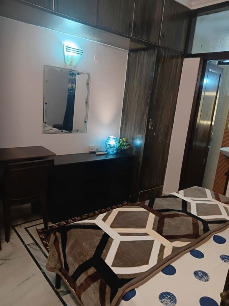 Team Area, amar colony 2 Bedroom 900 Sq.Ft. Builder Floor In Amar Colony Delhi 10771194
