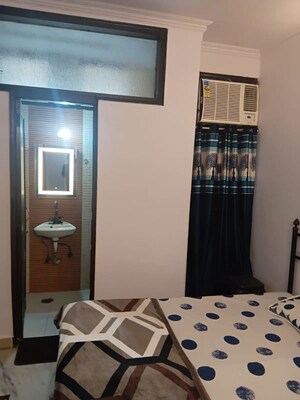 2 BHK Builder Floor For Rent in Amar Colony