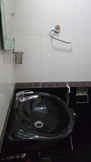 Team Area in 3 BHK Apartment at Dona Paula – for Rent