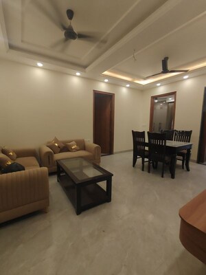 Living Room in 2 BHK Builder Floor at Sector 52 – for Rent