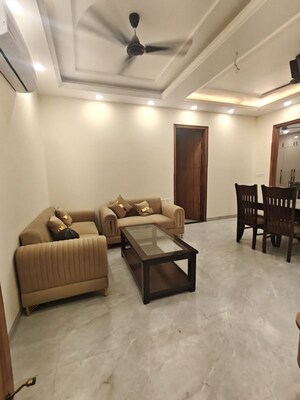 Living Room in 2 BHK Builder Floor at Sector 52 – for Rent