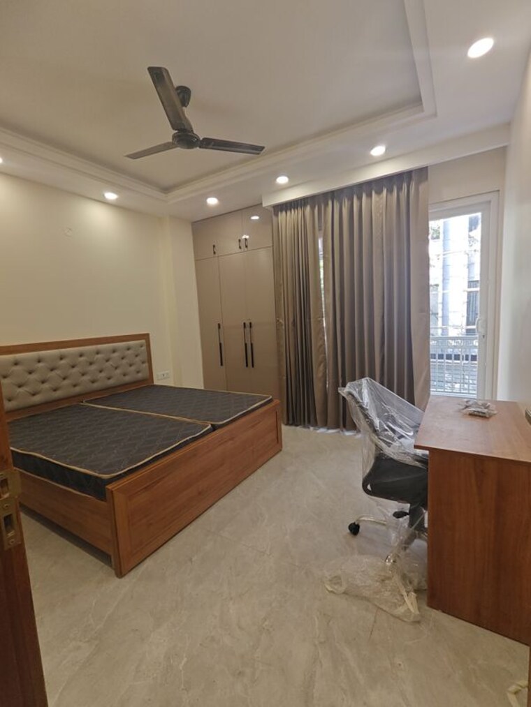 Bedroom, sector 52 2 Bedroom 263 Sq.Yd. Builder Floor In Sector 52 Gurgaon 10771238