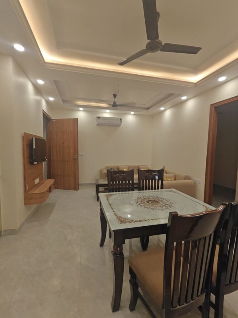 Team Area, sector 52 2 Bedroom 1120 Sq.Ft. Builder Floor In Sector 52 Gurgaon 10771254