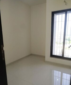 Room in 1 BHK Apartment at Runwal Eirene Phase 2, Balkum Pada – for Sale