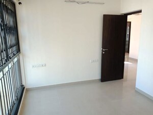 Room in 1 BHK Apartment at Runwal Eirene Phase 2, Balkum Pada – for Sale