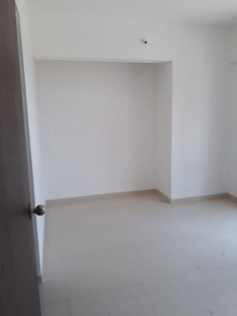 Room, runwal-eirene-phase-2 1 Bedroom 422 Sq.Ft. Apartment In Balkum Pada Thane 10771279