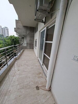 Balcony in 3 BHK Builder Floor at Palam Vihar – for Rent