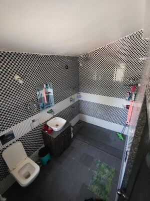 Bathroom in 2.5 BHK Independent House at Santa Cruz – for Rent