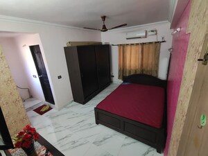 Bedroom in 2.5 BHK Independent House at Santa Cruz – for Rent