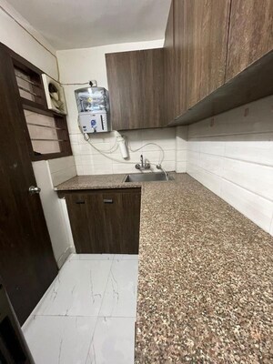 Kitchen in 1 BHK Builder Floor at Sector 42 – for Rent