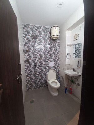 Bathroom in 1 BHK Builder Floor at Sector 42 – for Rent