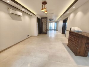 Living Room in 3.5 BHK Apartment at Parsvnath Exotica, Sector 53 – for Rent