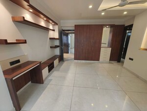 Living Room in 3.5 BHK Apartment at Parsvnath Exotica, Sector 53 – for Rent