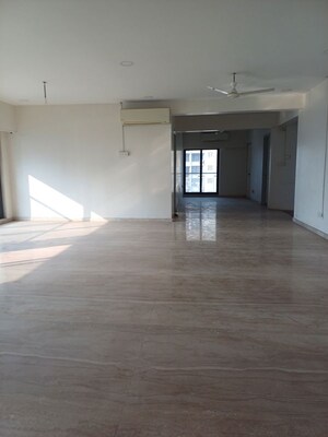 5 BHK Apartment For Sale in DLH Sorrento, Veera Desai Road