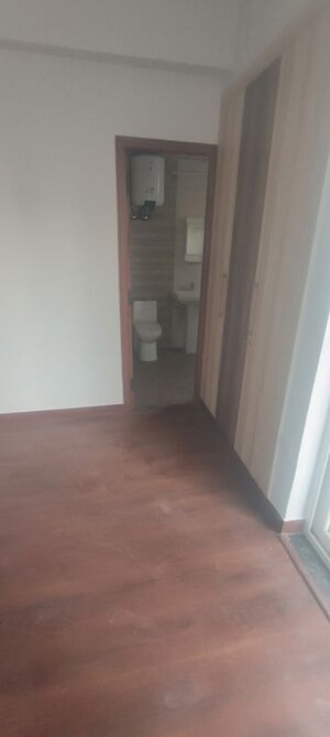 Room in 3 BHK Apartment at Urbtech Hilston, Sector 79 – for Rent