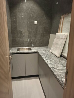 Bathroom in 1 RK Builder Floor at Lajpat Nagar 4 – for Rent