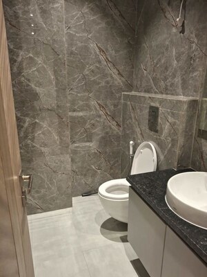 Bathroom in 1 RK Builder Floor at Lajpat Nagar 4 – for Rent