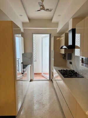 Building Lobby in 3 BHK Builder Floor at Anant Raj Ashok Estate, Sector 63a – for Rent