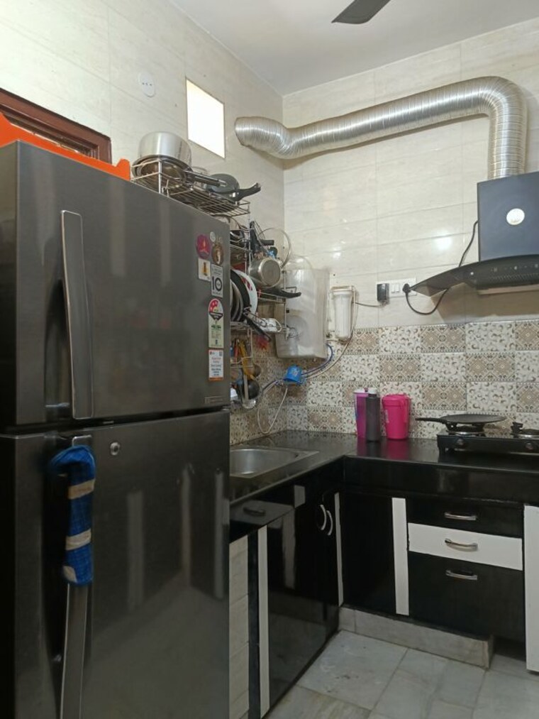 Kitchen, ss-southend-floors 2 Bedroom 925 Sq.Ft. Builder Floor In South City 2 Gurgaon 10771384