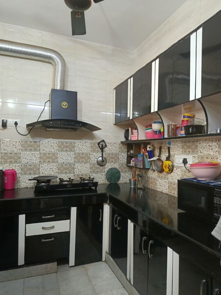 Kitchen, ss-southend-floors 2 Bedroom 925 Sq.Ft. Builder Floor In South City 2 Gurgaon 10771384